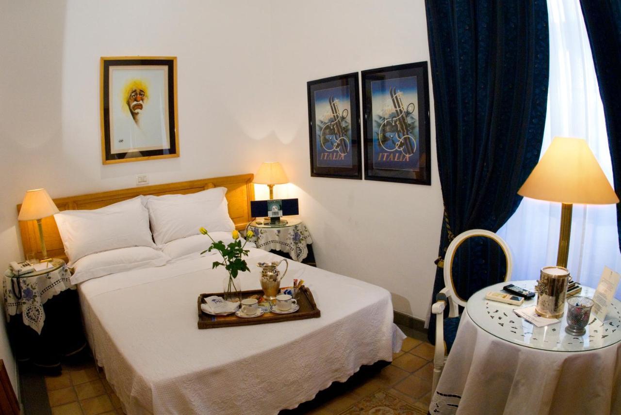 Hotel Locanda Cairoli Ρώμη Εξωτερικό φωτογραφία
