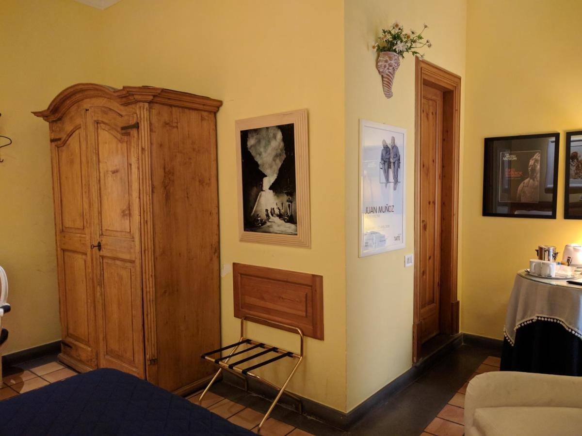 Hotel Locanda Cairoli Ρώμη Εξωτερικό φωτογραφία