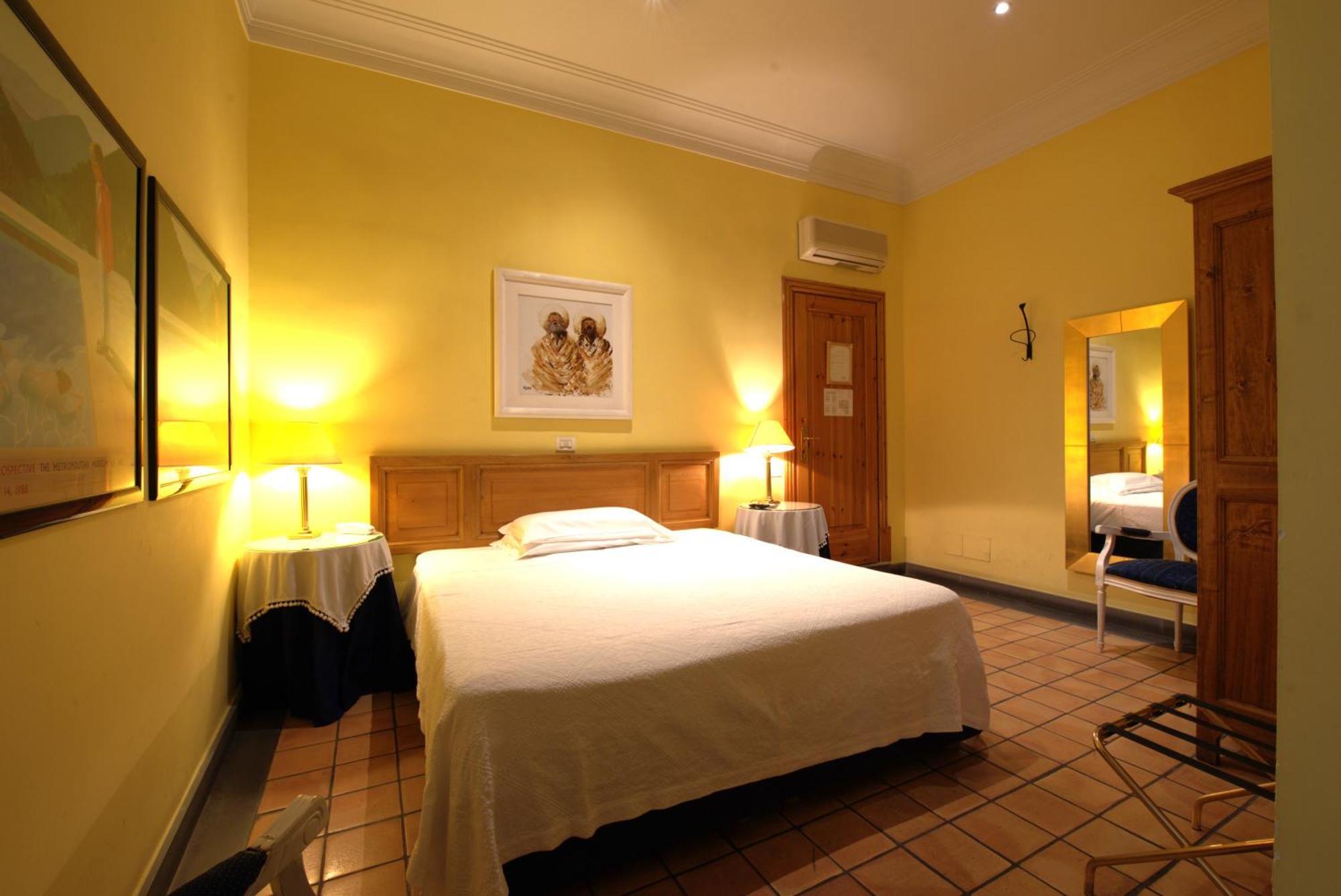 Hotel Locanda Cairoli Ρώμη Εξωτερικό φωτογραφία