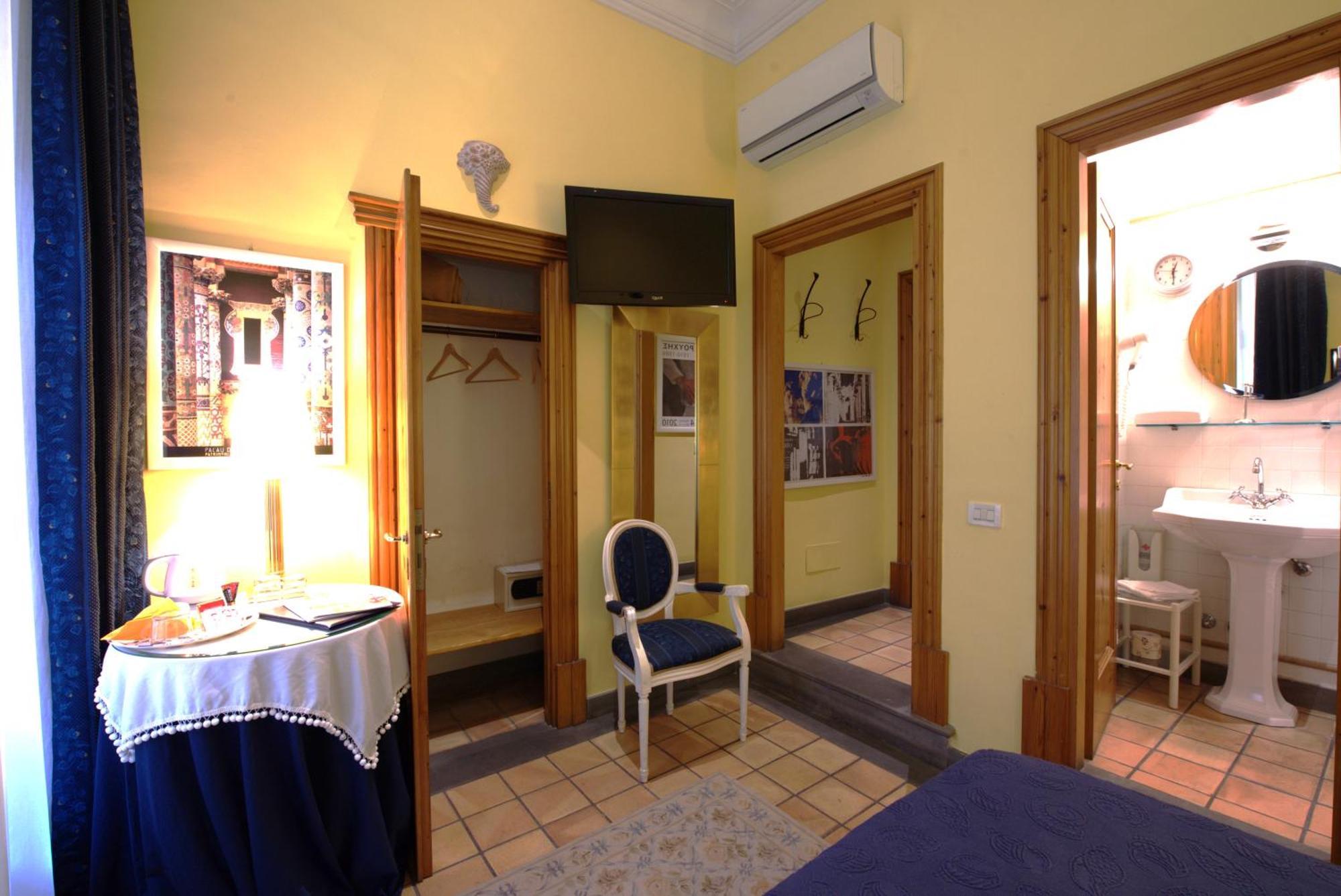 Hotel Locanda Cairoli Ρώμη Εξωτερικό φωτογραφία