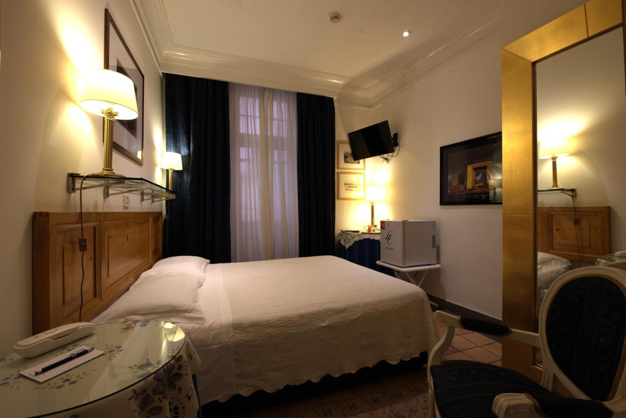 Hotel Locanda Cairoli Ρώμη Εξωτερικό φωτογραφία